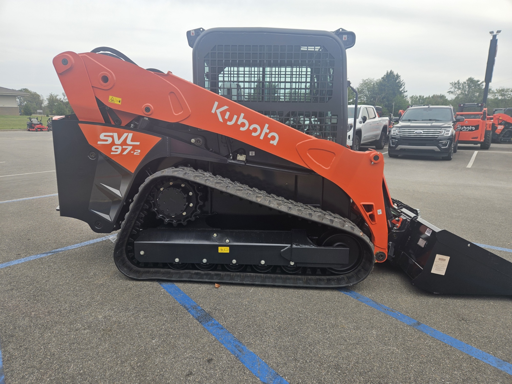 New 2025 Kubota SVL97-3 Trailer Package - Image 12